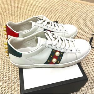 Women's Gucci White Ace Pearl And Stud-Detail Leather Sneakers Size 37.5